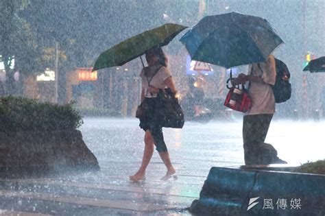 會不會下雨|氣象預報》周末會下雨嗎？氣象署曝「這2天雨勢最劇」，未來10。